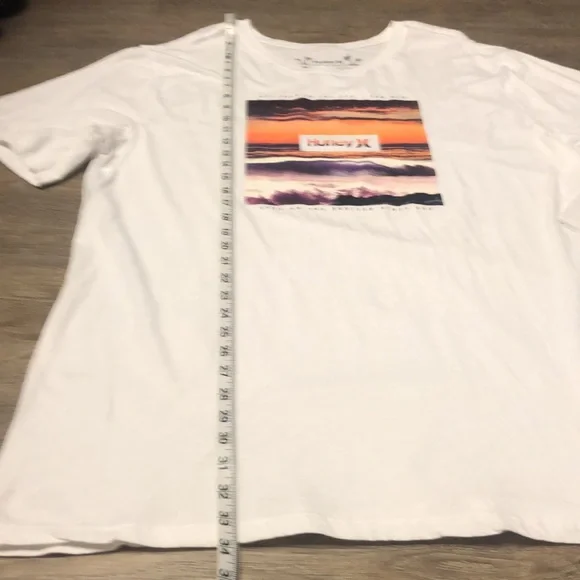 Brand🆕🔥💖🔥 HURLEY short sleeve tee - Picture 6 of 7